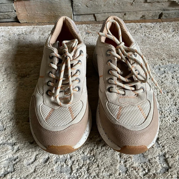 Taos Footwear Beige and Cream Sneakers - Picture 3 of 11